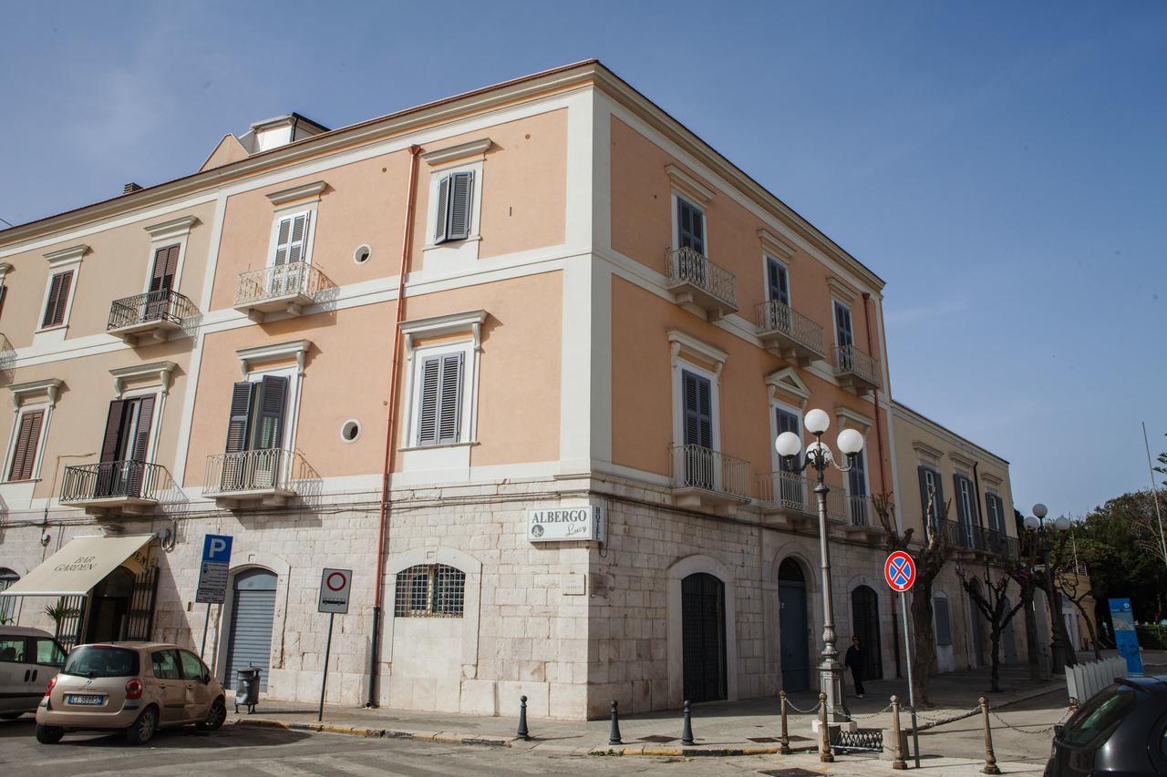Albergo Lucy Trani Exteriér fotografie