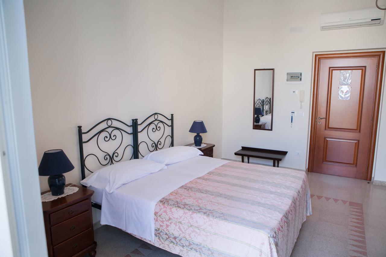 Albergo Lucy Trani Pokoj fotografie