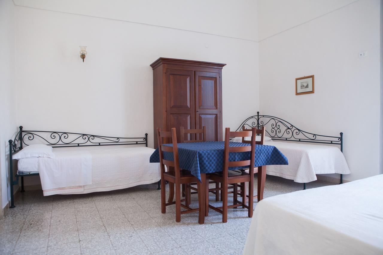 Albergo Lucy Trani Exteriér fotografie
