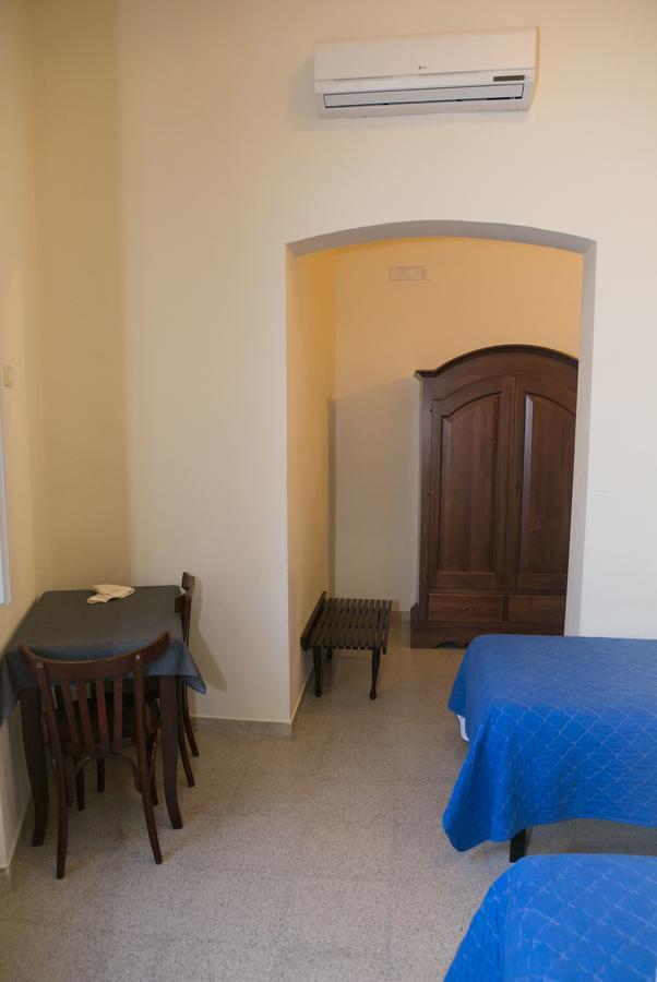 Albergo Lucy Trani Exteriér fotografie