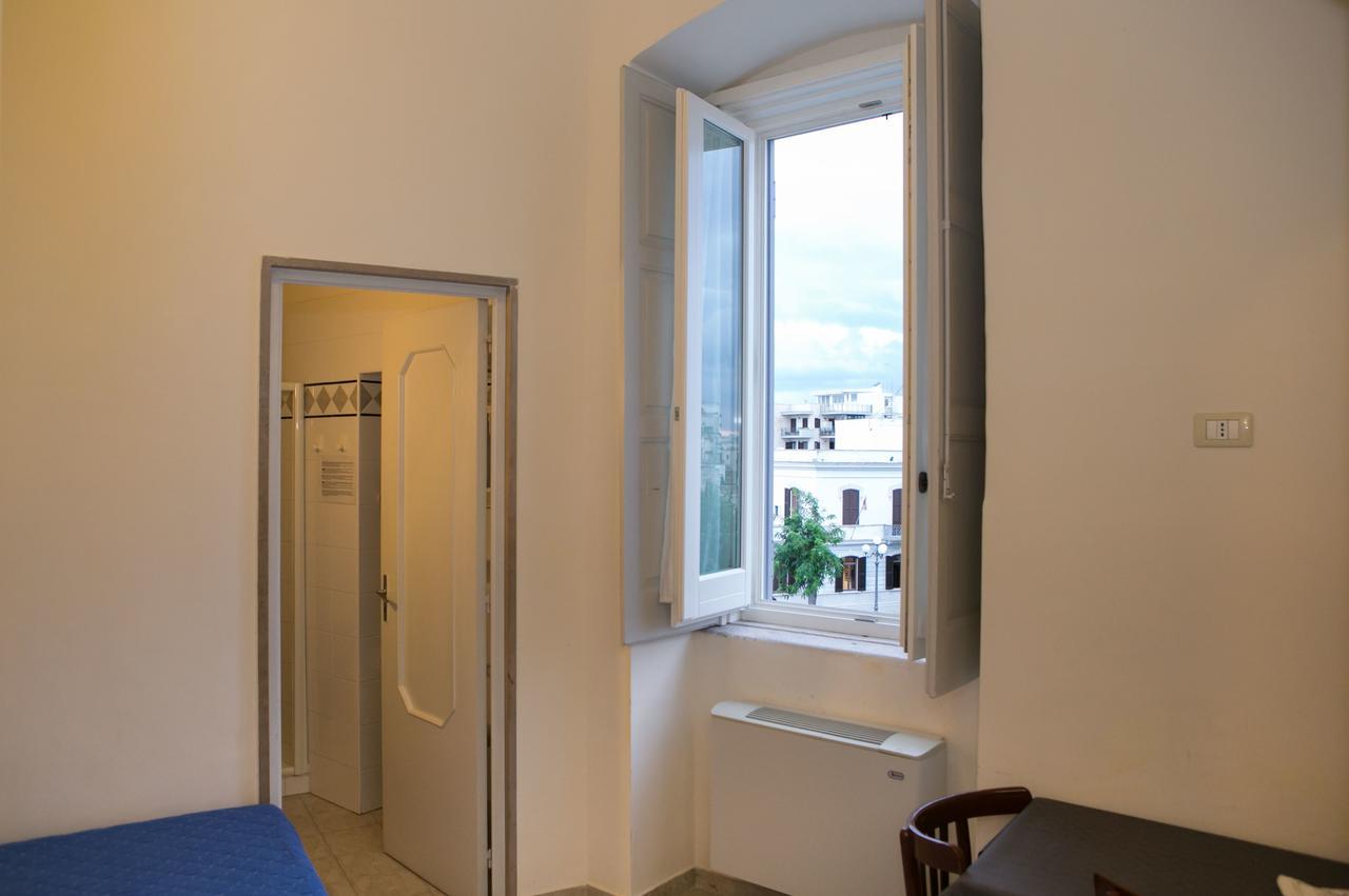 Albergo Lucy Trani Exteriér fotografie