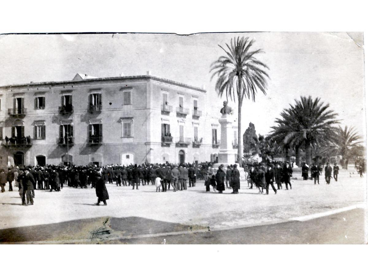 Albergo Lucy Trani Exteriér fotografie